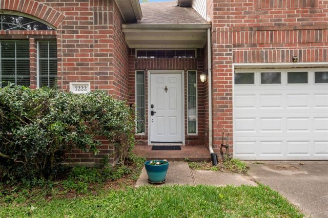 7222 Charred Pine Drive, Magnolia, TX 77354