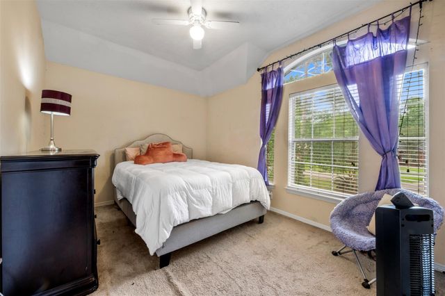 7222 Charred Pine Drive, Magnolia, TX 77354