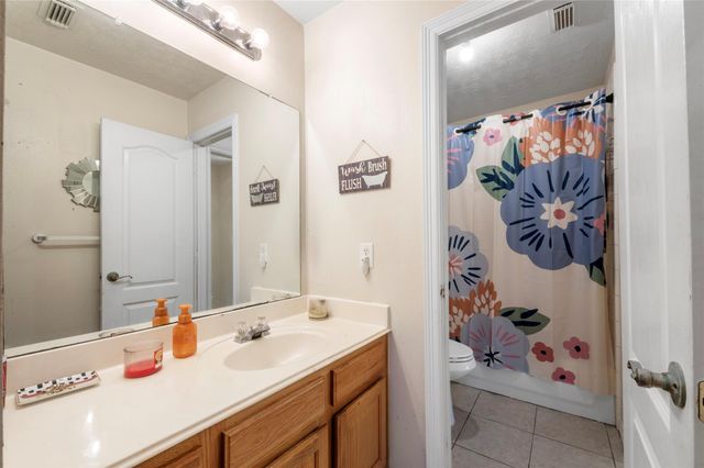 7222 Charred Pine Drive, Magnolia, TX 77354
