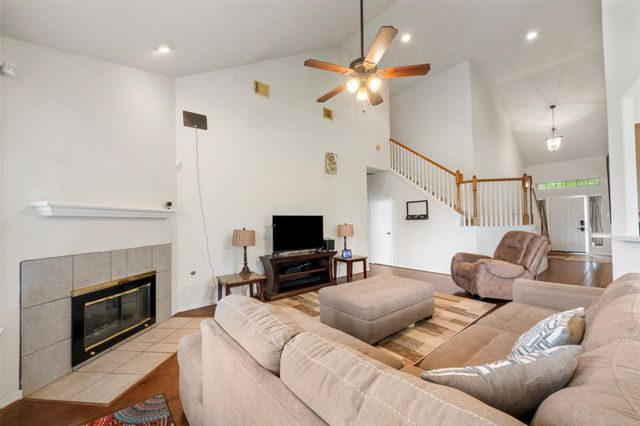 7222 Charred Pine Drive, Magnolia, TX 77354