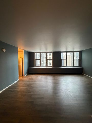400 E Randolph Street 3522, Chicago, IL 60601