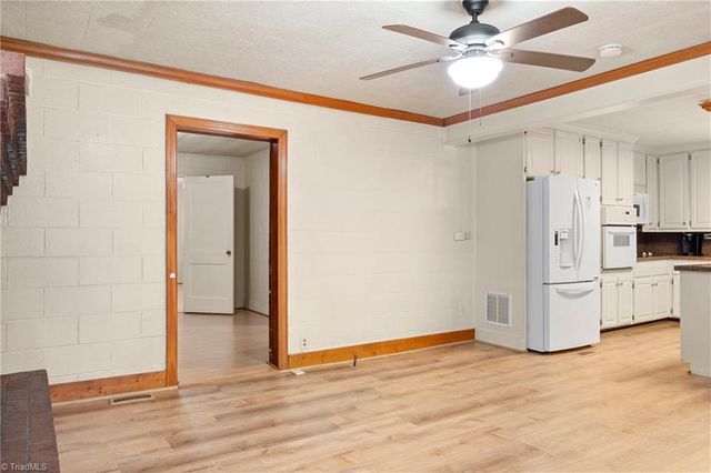 1672 Disher Road, Winston-salem, NC 27107
