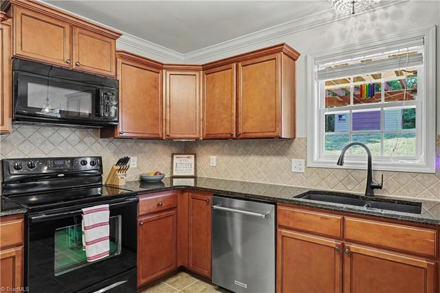 514 Paul Kennedy Road, Thomasville, NC 27360