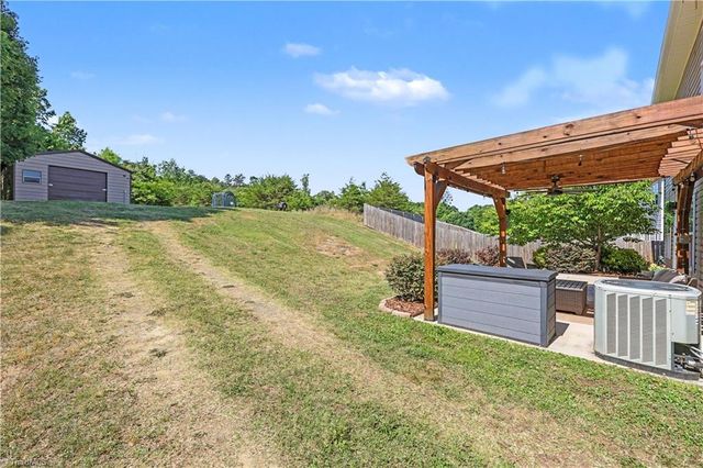 514 Paul Kennedy Road, Thomasville, NC 27360