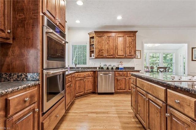700 Water Fowl DR, Yorktown, VA 23692