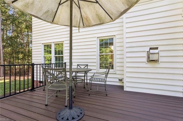 700 Water Fowl DR, Yorktown, VA 23692