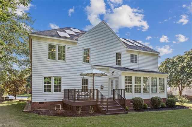 700 Water Fowl DR, Yorktown, VA 23692