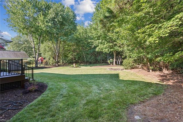 700 Water Fowl DR, Yorktown, VA 23692