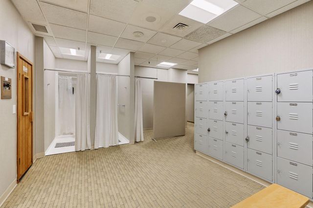 1235 Yale Place 1706, Minneapolis, MN 55403