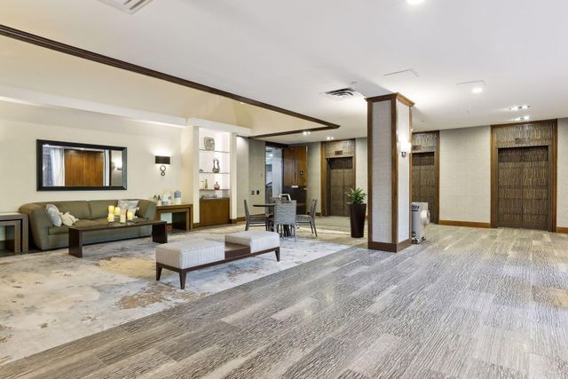 1235 Yale Place 1706, Minneapolis, MN 55403