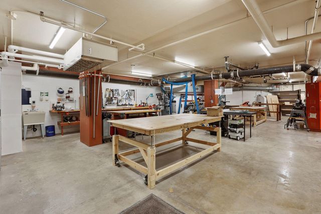 1235 Yale Place 1706, Minneapolis, MN 55403