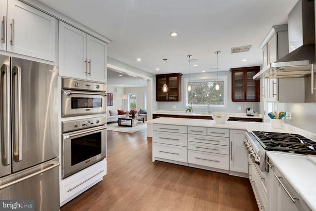 4708 YUMA ST NW, Washington, DC 20016