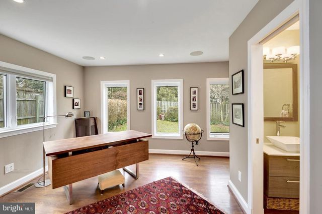 4708 YUMA ST NW, Washington, DC 20016