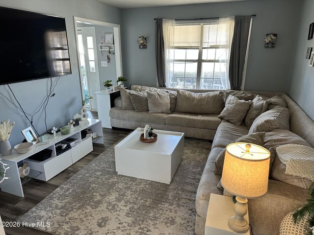 213 Mahogany Drive, Jacksonville, NC 28540