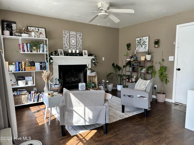 213 Mahogany Drive, Jacksonville, NC 28540