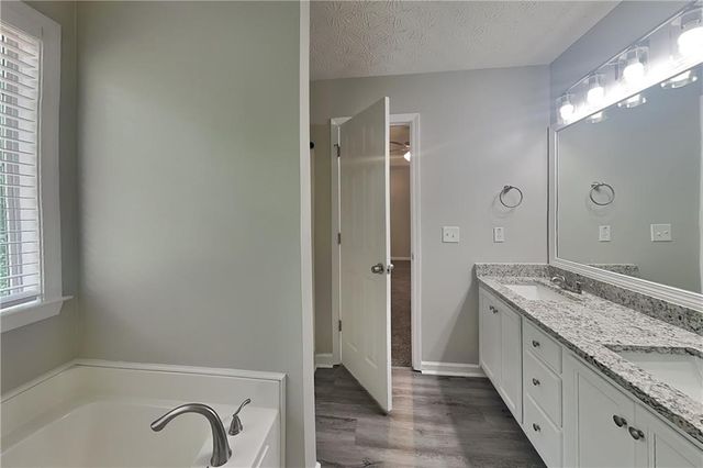 336 Paradise Circle, Douglasville, GA 30134
