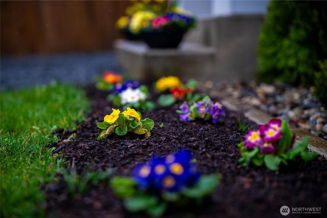 8365 Golden Valley Boulevard, Maple Falls, WA 98266