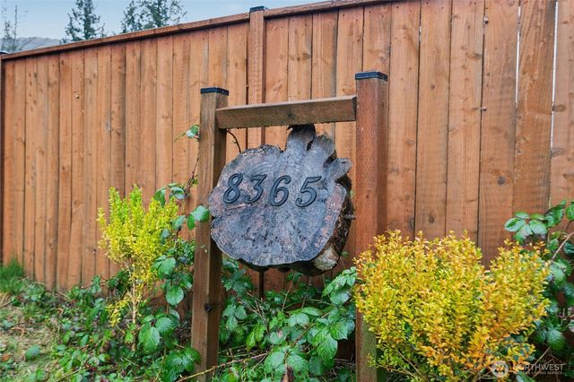 8365 Golden Valley Boulevard, Maple Falls, WA 98266