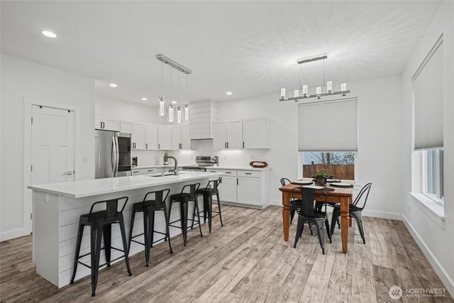 8365 Golden Valley Boulevard, Maple Falls, WA 98266