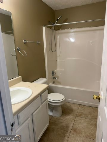 2239 Baker Carter Drive, Loganville, GA 30052