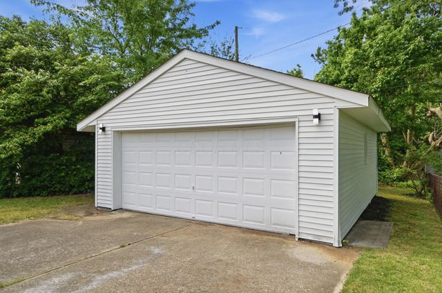 1231 Carolwood Avenue, Columbus, OH 43227