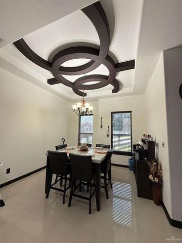 1008 W B Street, Mission, TX 78572