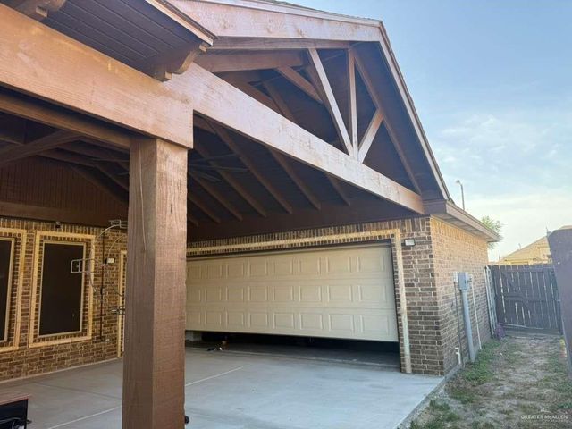 1008 W B Street, Mission, TX 78572