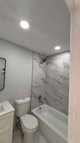 20825 NE 8th Ct 204-19, Miami, FL 33179