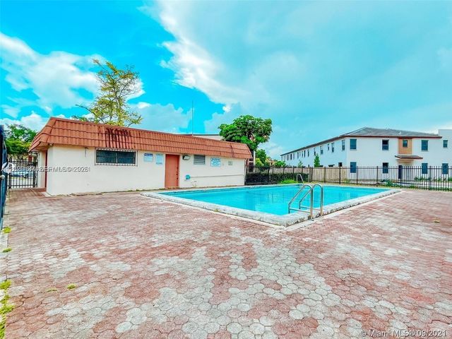20825 NE 8th Ct 204-19, Miami, FL 33179