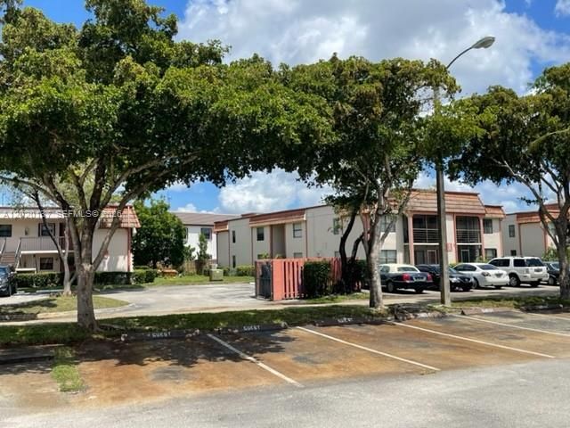 20825 NE 8th Ct 204-19, Miami, FL 33179