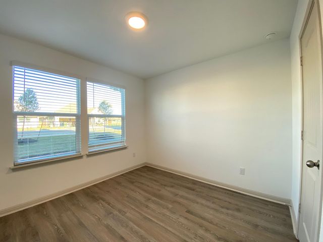 131 FORT CLARK SPRINGS DR, Hutto, TX 78634