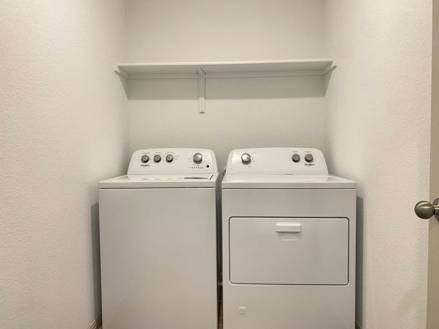 131 FORT CLARK SPRINGS DR, Hutto, TX 78634