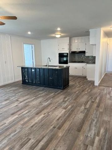 1204 Park Avenue, Bonham, TX 75418