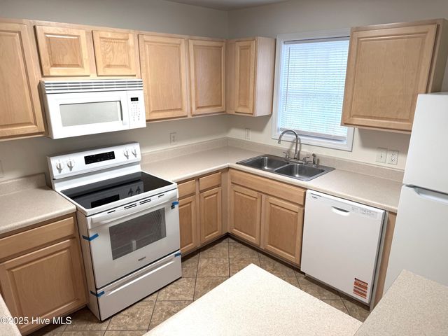 301 Comanche Trail, Havelock, NC 28532