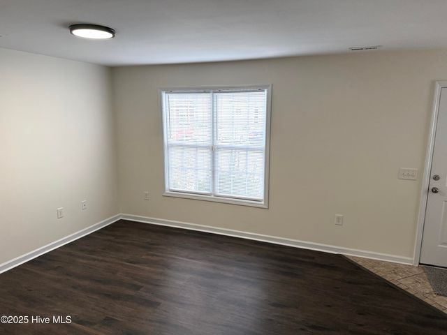 301 Comanche Trail, Havelock, NC 28532