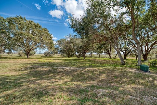 ROYAL PALM DR, Groveland, FL 34736