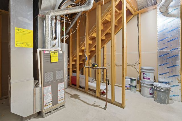 2702 Westbrook Drive, Bloomington, IL 61705