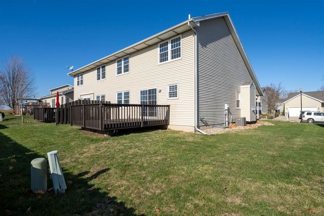 2702 Westbrook Drive, Bloomington, IL 61705