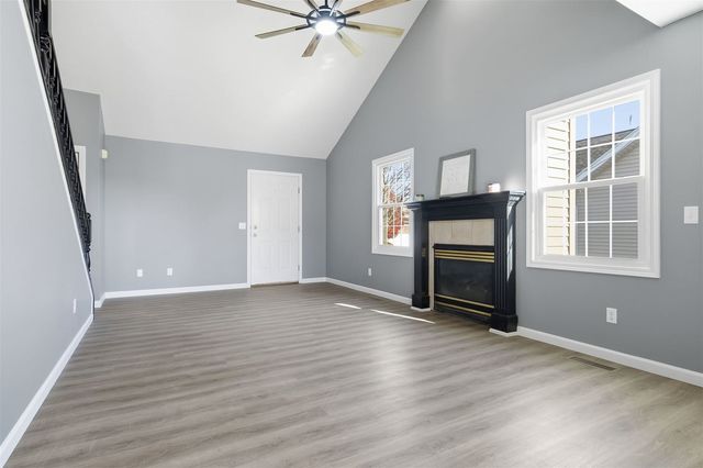 2702 Westbrook Drive, Bloomington, IL 61705