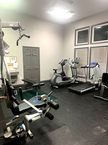 2702 Westbrook Drive, Bloomington, IL 61705