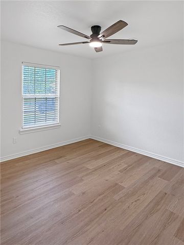 2416 Sara Alice Court, Fayetteville, AR 72701