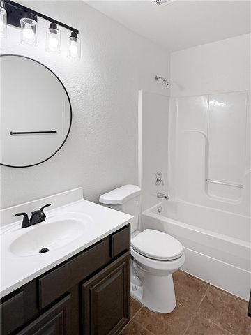 2416 Sara Alice Court, Fayetteville, AR 72701