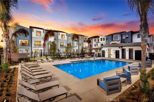 838 Katie Place 56, Covina, CA 91722