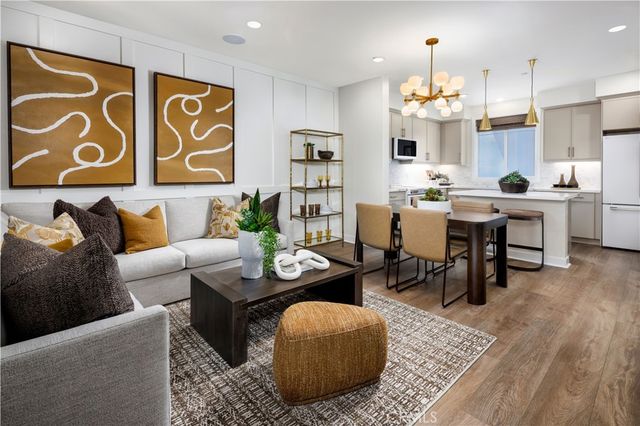 838 Katie Place 56, Covina, CA 91722