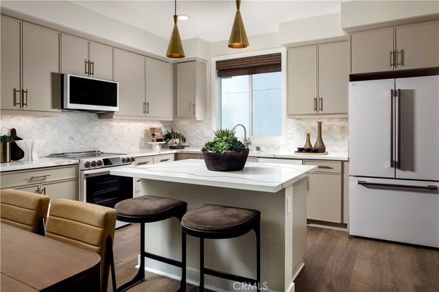 838 Katie Place 56, Covina, CA 91722