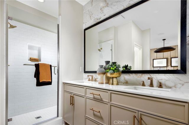 838 Katie Place 56, Covina, CA 91722