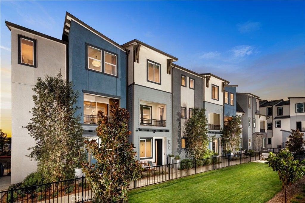 838 Katie Place 56, Covina, CA 91722