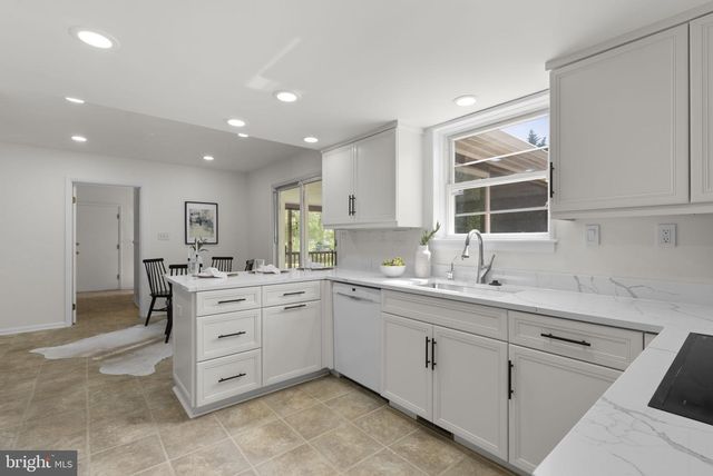 3135 ANCHORAGE DR, Annapolis, MD 21403
