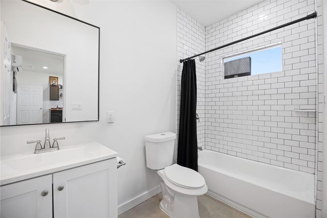 1020 10th Street, Hempstead, TX 77445