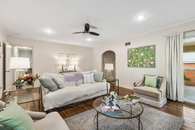 3417 Westcliff Road S, Fort Worth, TX 76109